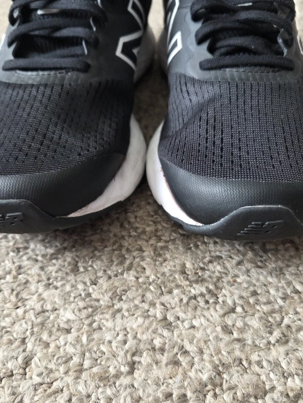 New Balance Women's 520 V7 Running Shoes Size 9.5 D  W520LK7 Black & White